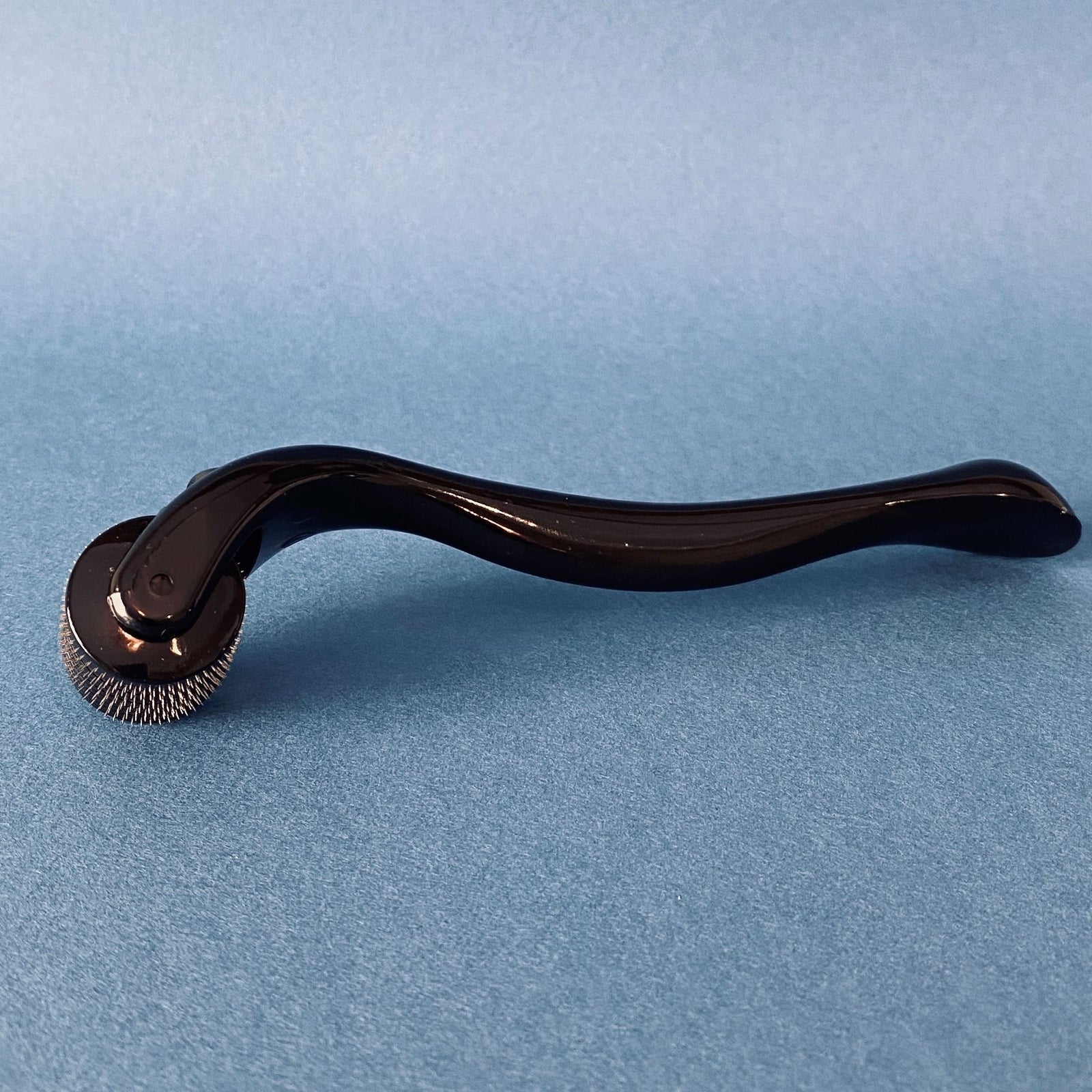SMUK derma roll beauty tool