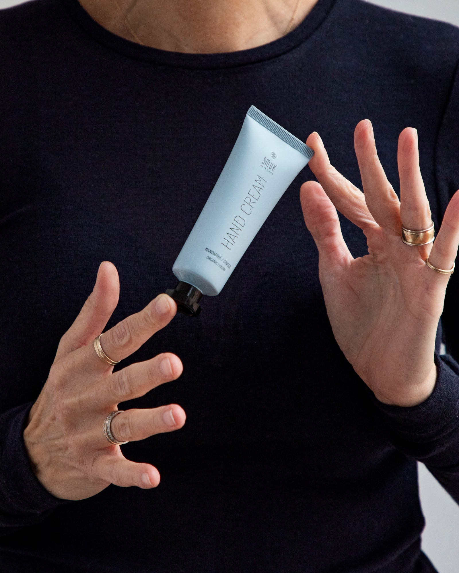 HAND CREAM - plejende og fugtgivende