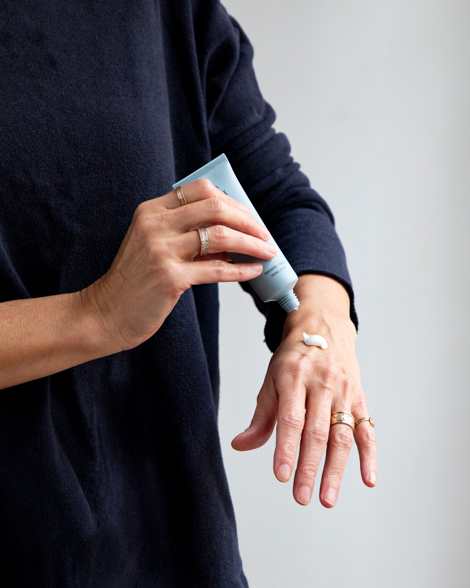 HAND CREAM - plejende og fugtgivende